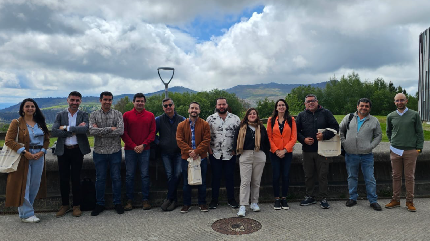 Capacitación en gestión tecnológica con UN-EM