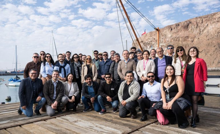 Directivos, académicos y profesionales del proyecto Ingeniería 2030 UTA-UV se reúnen en Arica